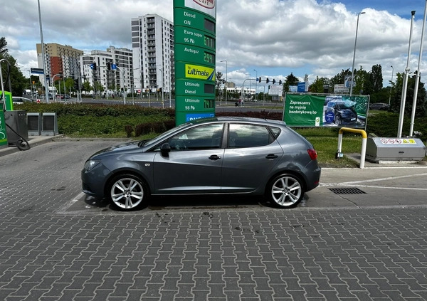 Seat Ibiza cena 19500 przebieg: 177000, rok produkcji 2012 z Poznań małe 154